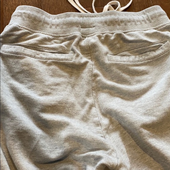 Feature Drawstring Sweatpants- M - Picture 6 of 6